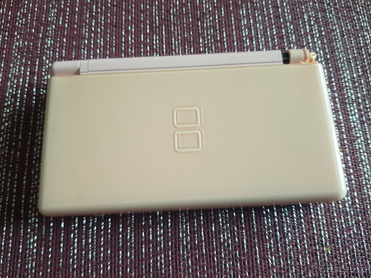 Nintendo ds čtěte popis