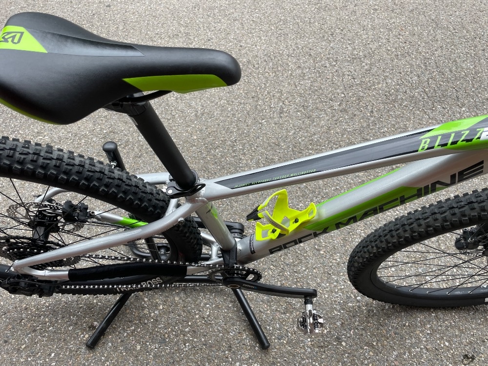 Rock Machine Blzz 27 HD LTD