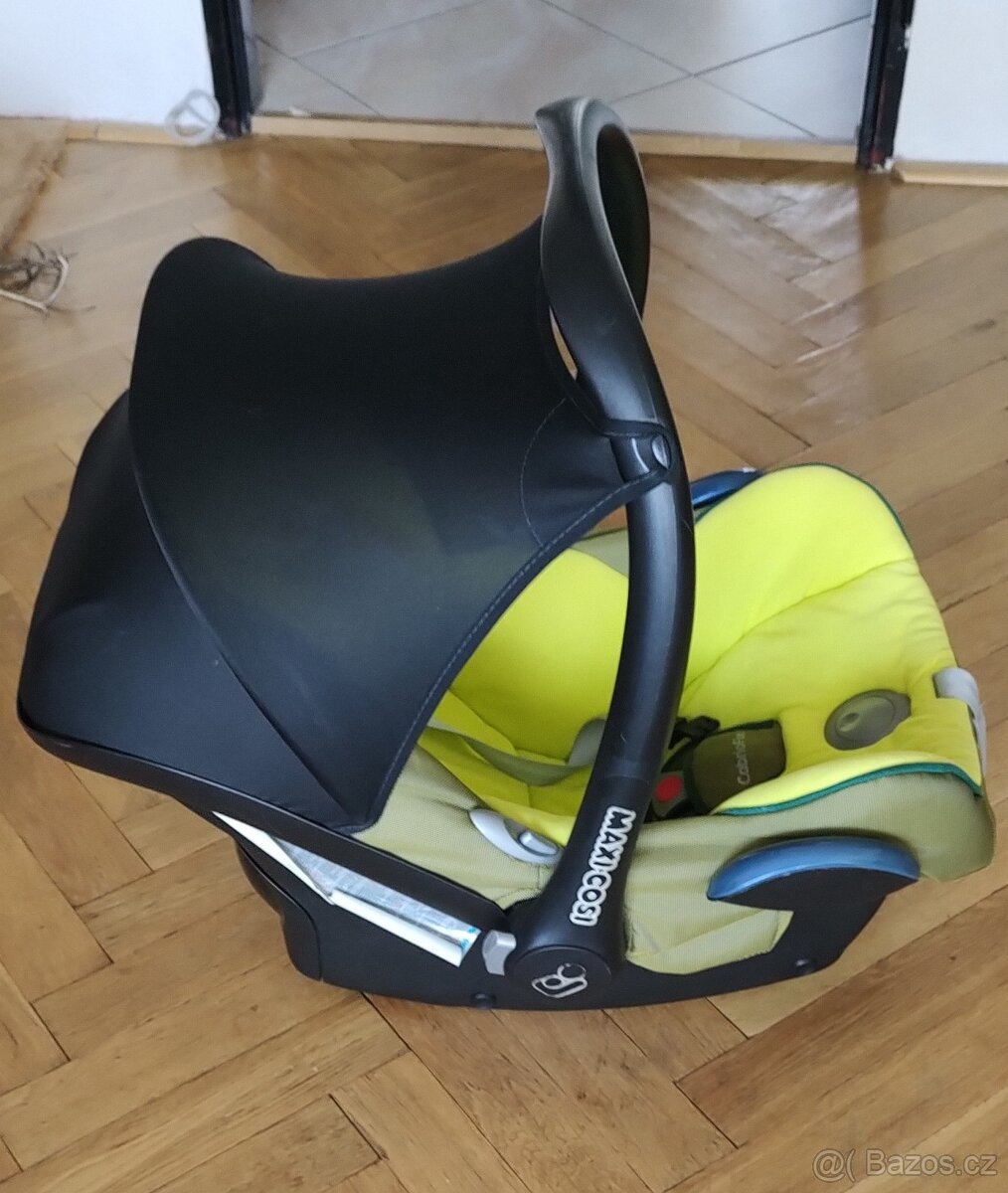 Autosedačka Maxi-cosi cabriofix