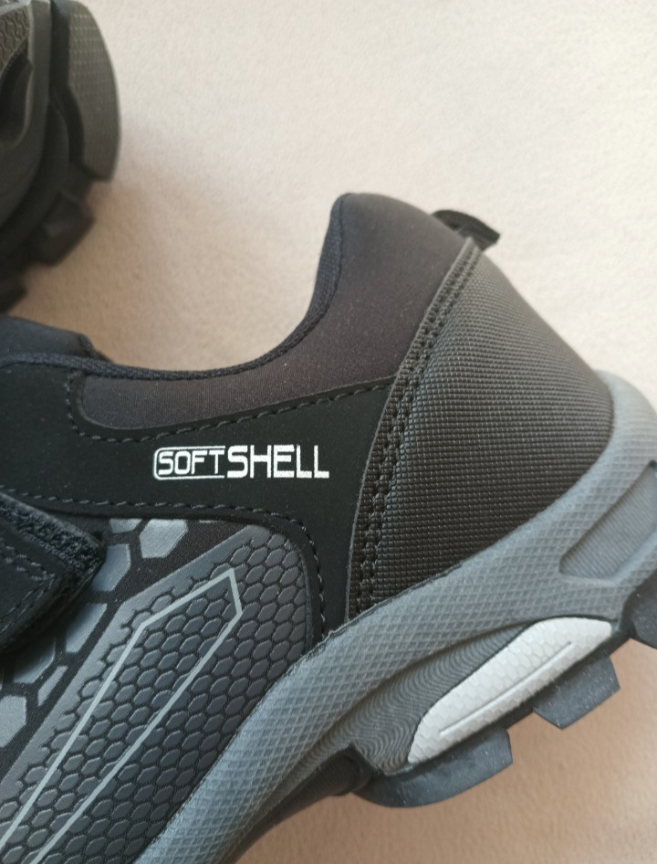 Nové softshell botasky
