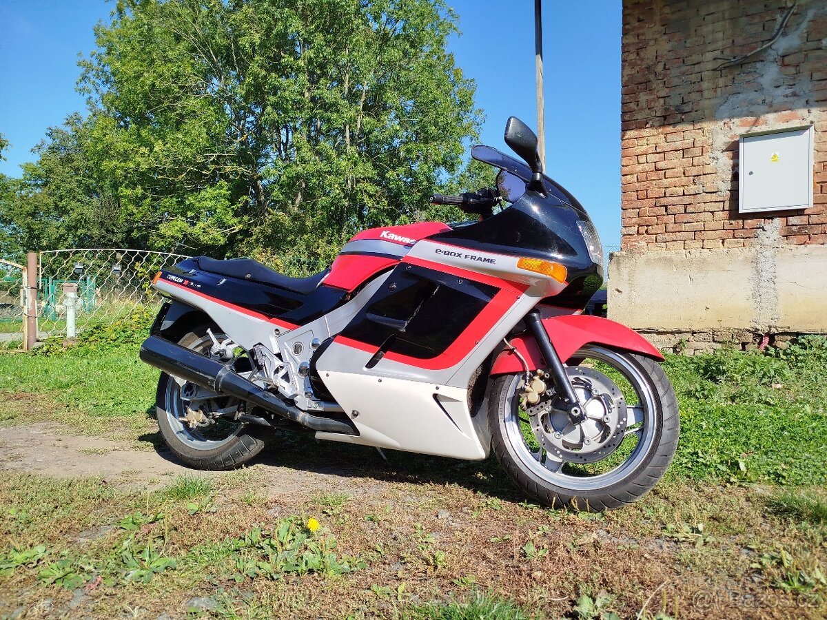 Kawasaki zx 10