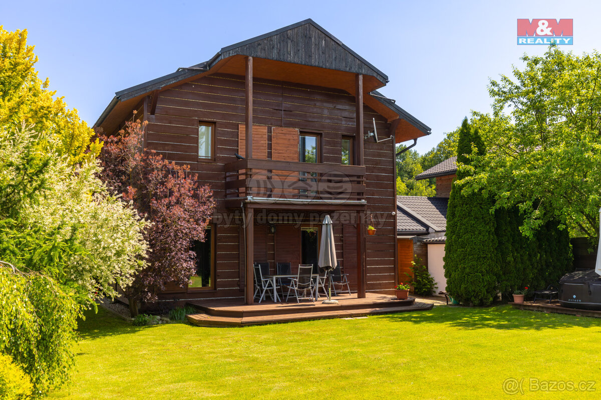 Prodej rodinného domu, 108 m², Vojkovice