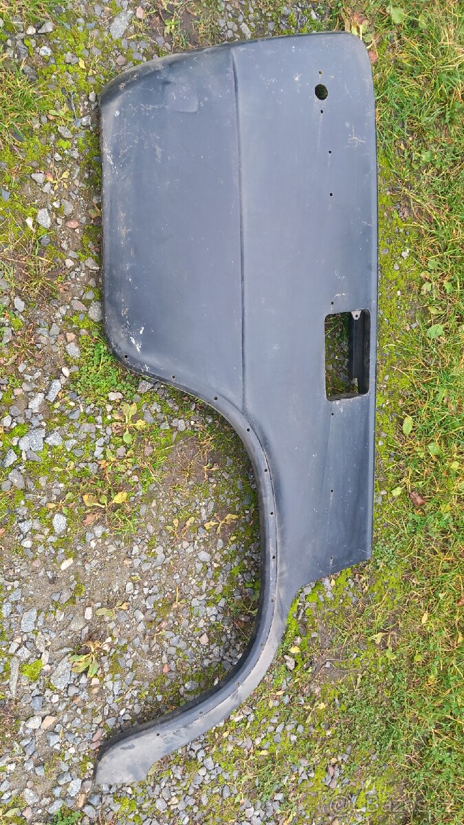 2101 Lada Vaz zadní blatníky
