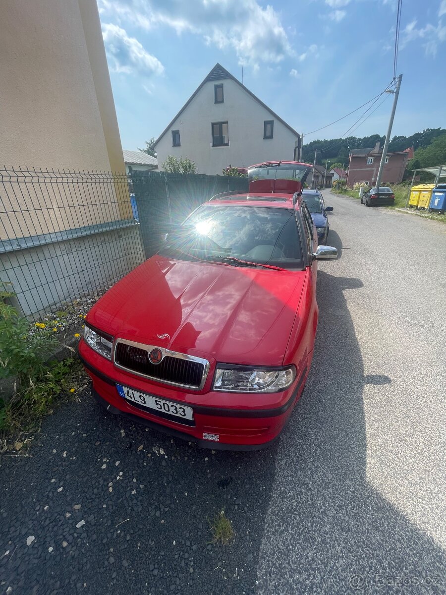 Škoda Octavia Combi RS 1.8T
