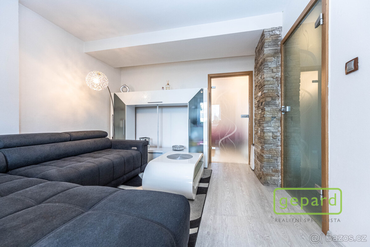 Prodej bytu 3+1, 71 m2 + sklep, Bělocerkevská, Praha - Vršov