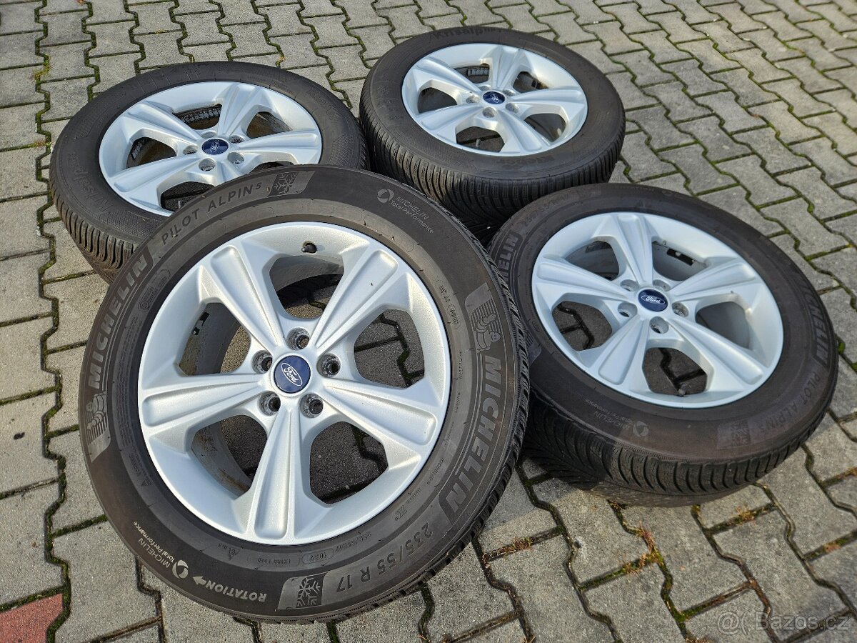 Orig. Ford Kuga 5x108 Zimní 235/55/17
