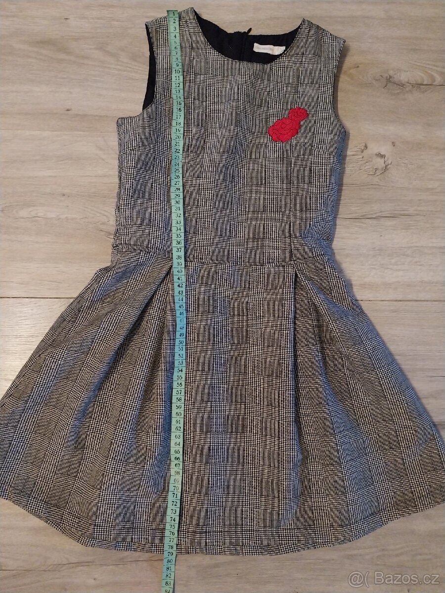 Dívčí šaty 140-158