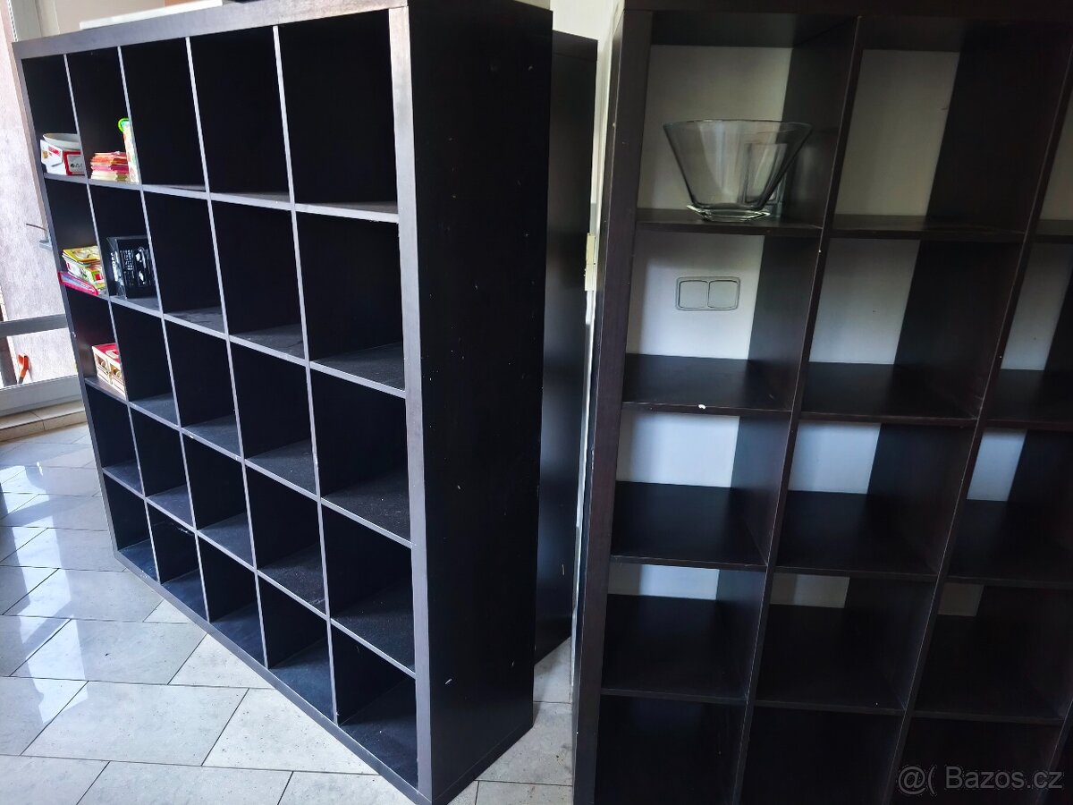 knihovna IKEA KALLAX