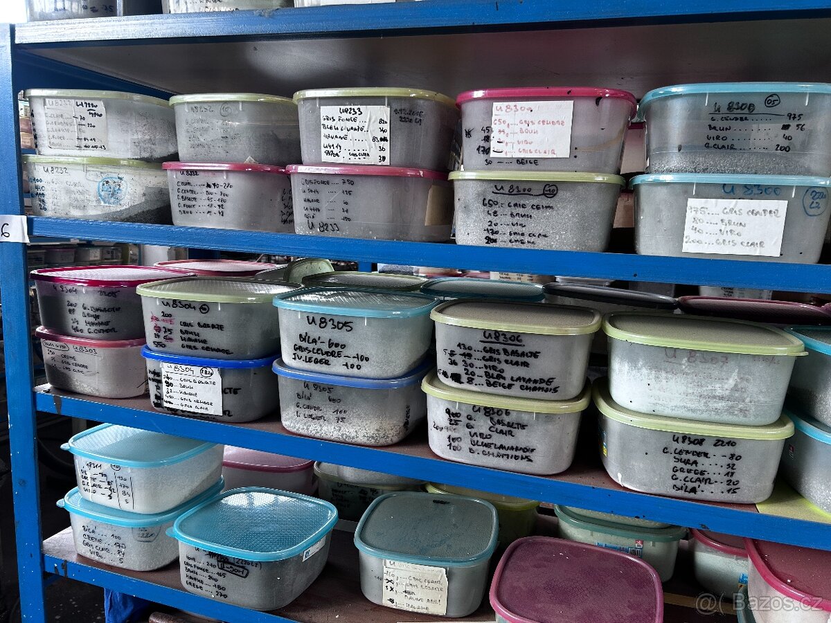 prodám skladovací krabičky plastové