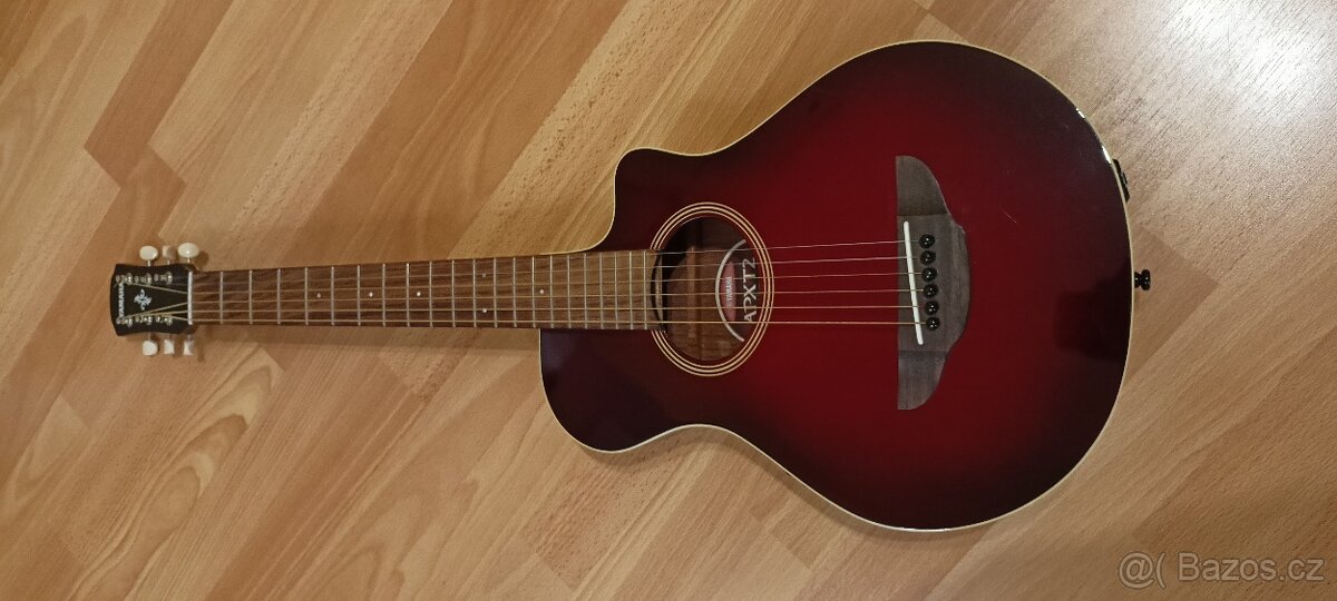 Yamaha APX T2 Dark Red Elektroakustická kytara 3/4