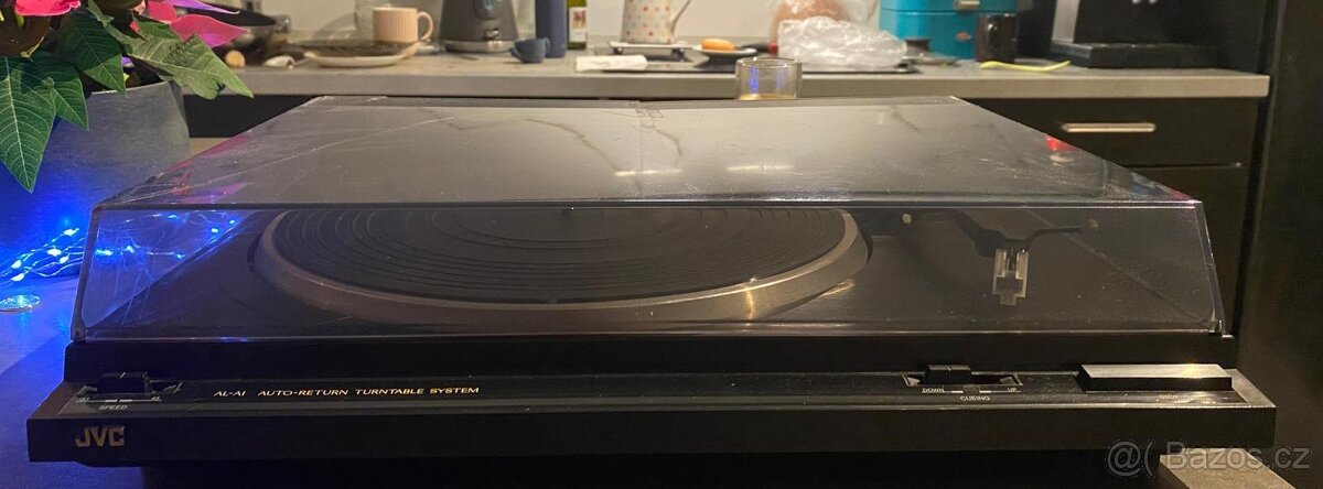 Gramofon JVC AL-A1 /Japan1987/
JVC AL-A1