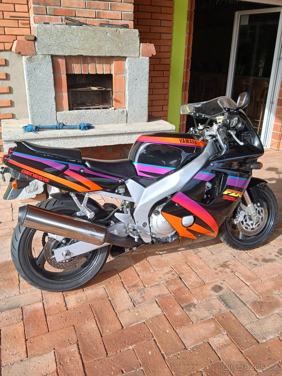 Yamaha FZR GENESIS