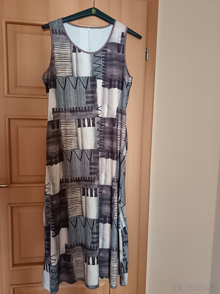 Šaty XXL