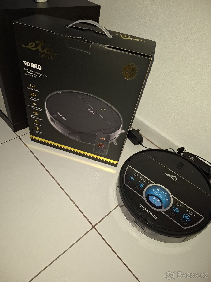 Robotický vysavač ETA Torro 0251 90000 černý