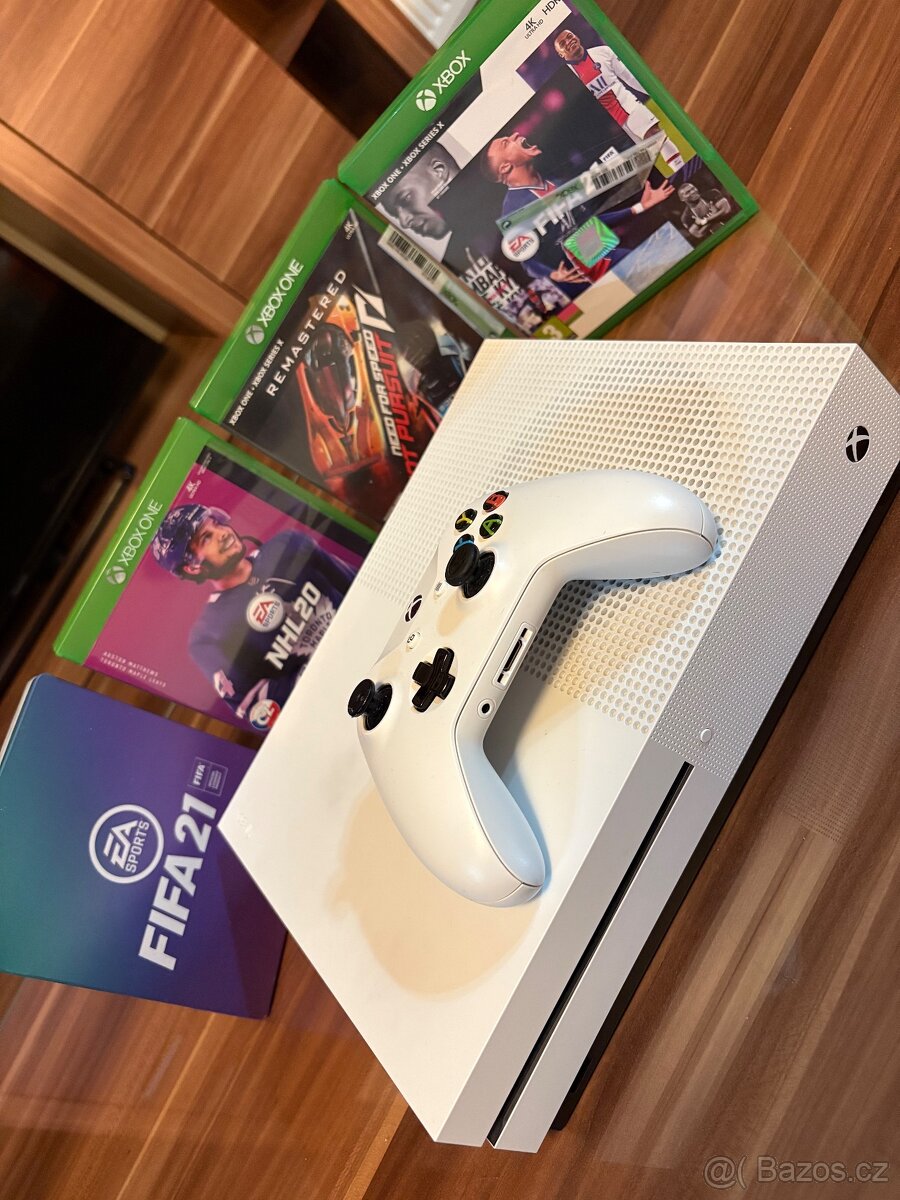 Xbox one S + 3 hry