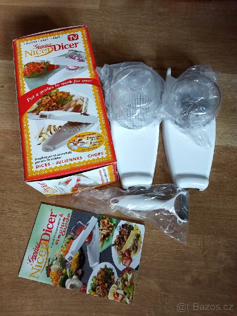 Praktický ruční kráječ na zeleninu