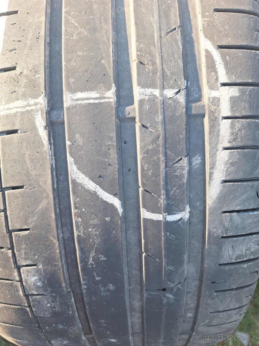 letni pneu 275/30/20