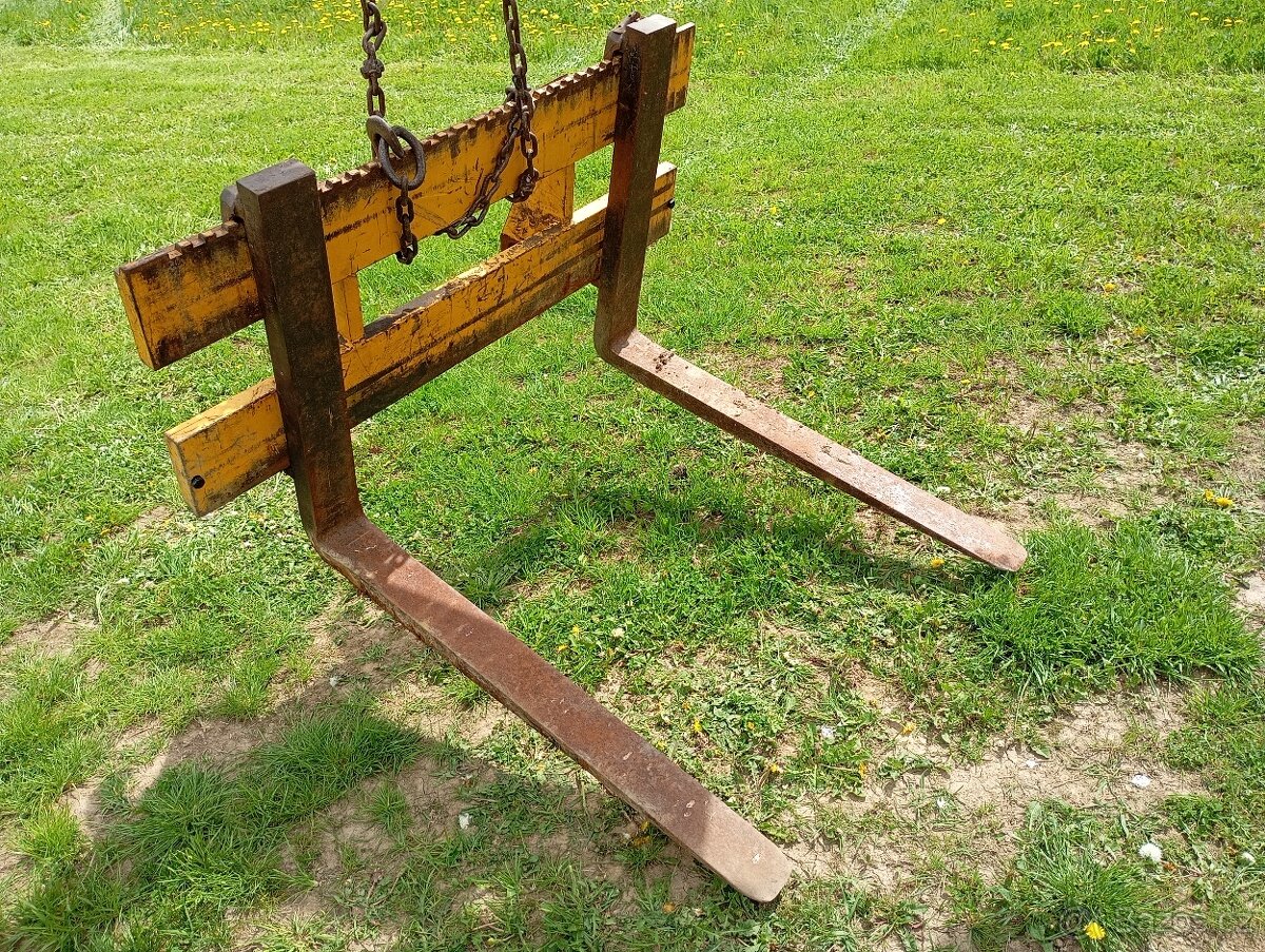 Paletizační vidle JCB