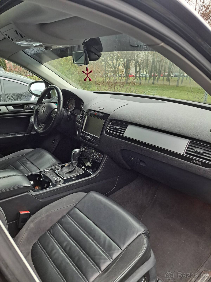 Tuareg R line 3.0 TDI 2013