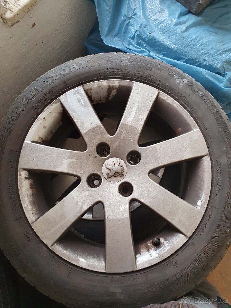 Letní pneu sport 205/55 R16 91V + originál ALU kola