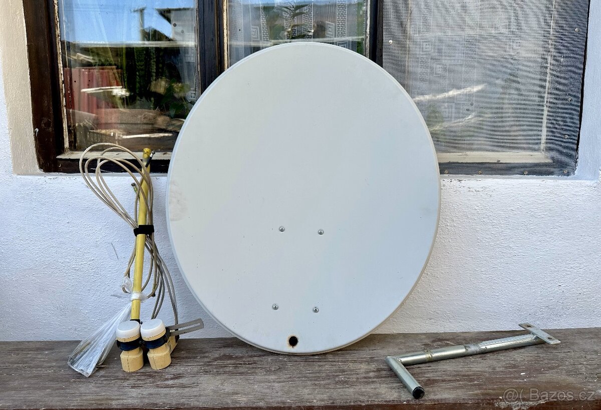 Satelit