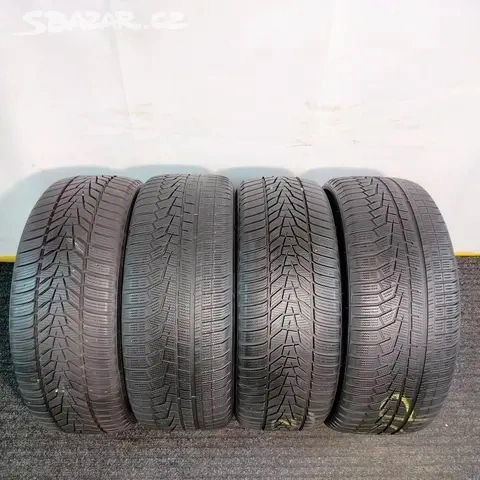 Zimní pneu Hankook 235/50/19 103H - sada 4ks