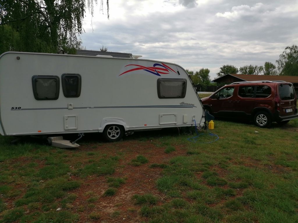 prodám karavan Swift Europa 530