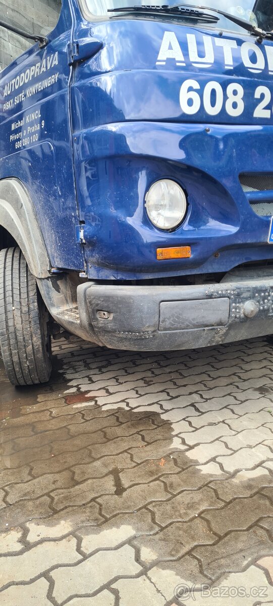 Avia A75 koupim přední nárazník plastový