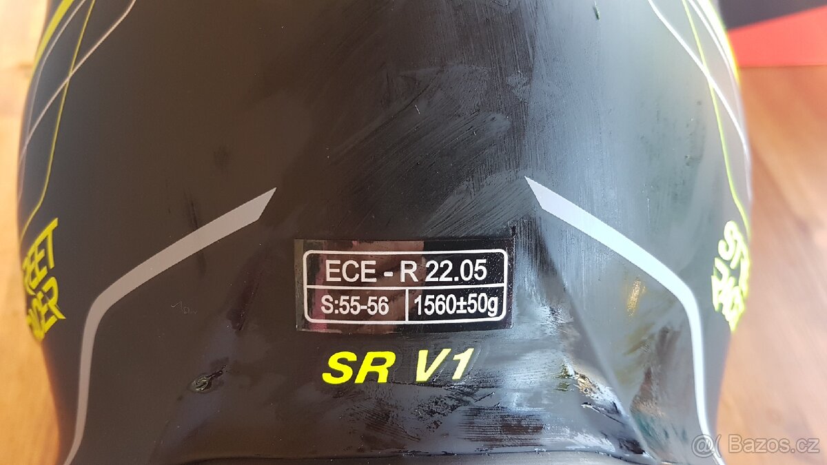 Vyklapěci přilba Street Racer SR V1