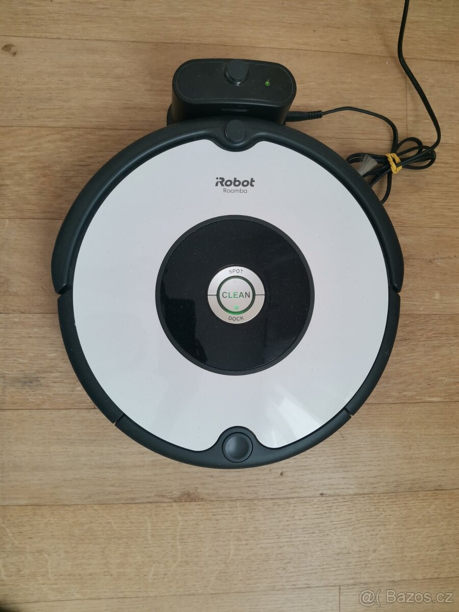 Robotický vysavač iRobot roomba