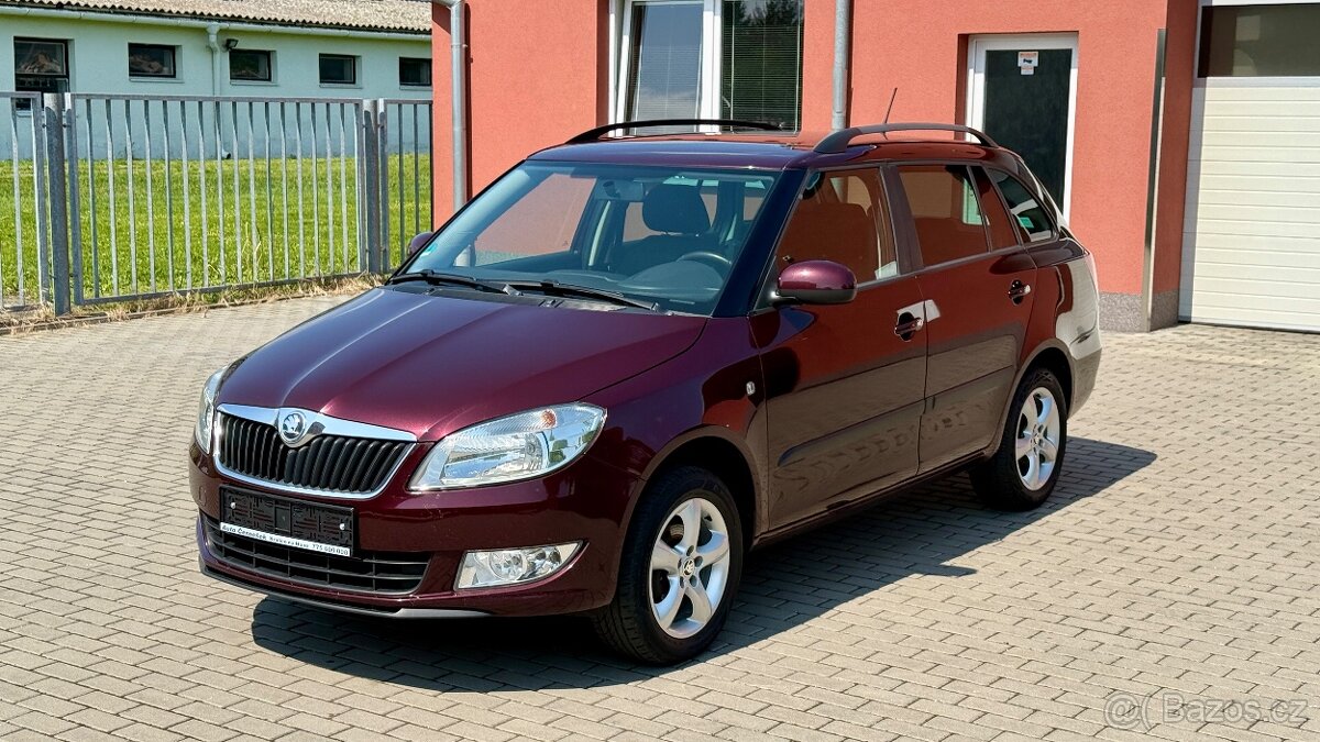 Škoda Fabia //1.2TSi//63kW//AMBIENTE//1.MAJ//SERVIS//