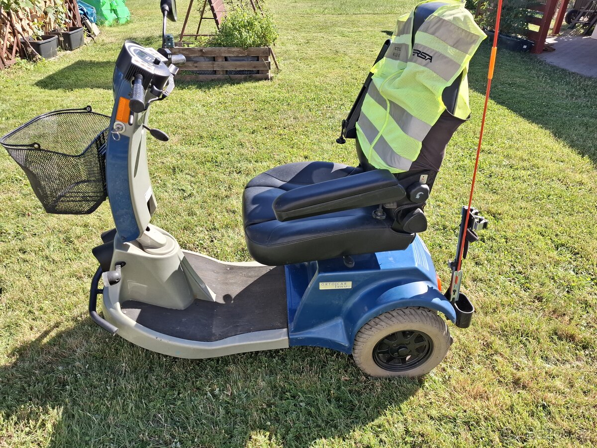Invalidní třikolka