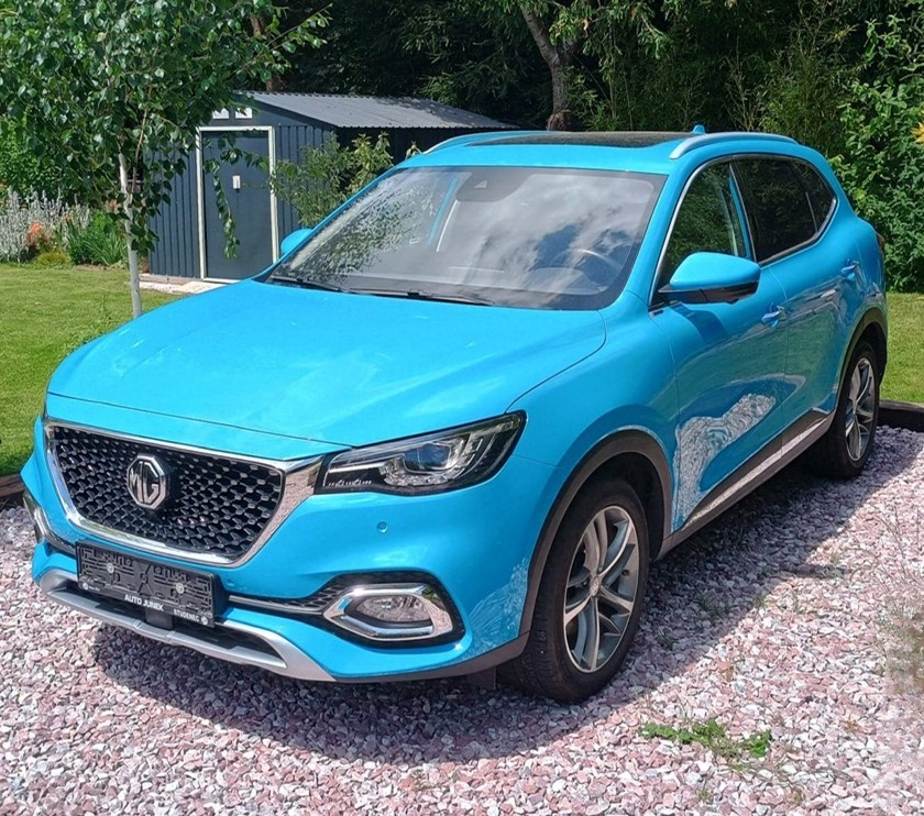 Prodej luxusního SUV značky MG HS