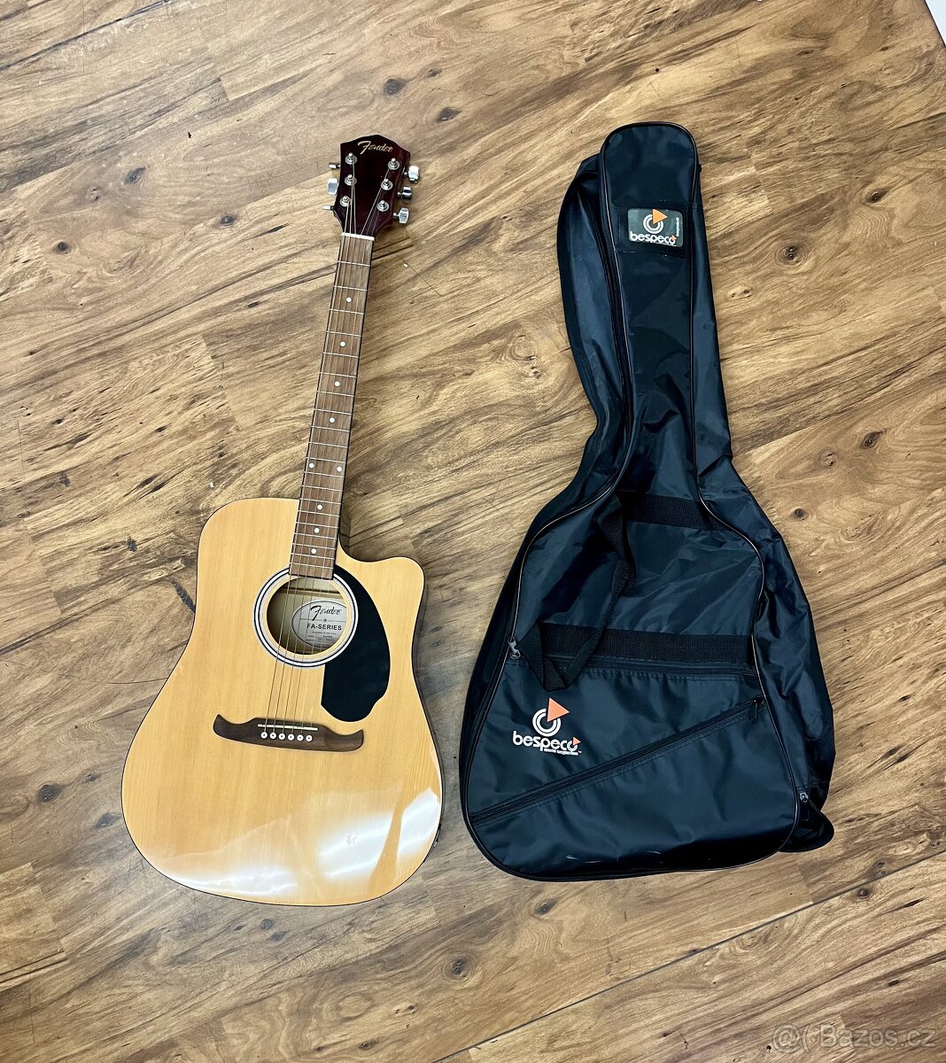 Fender FA-125CE – elektroakustická kytara s výřezem