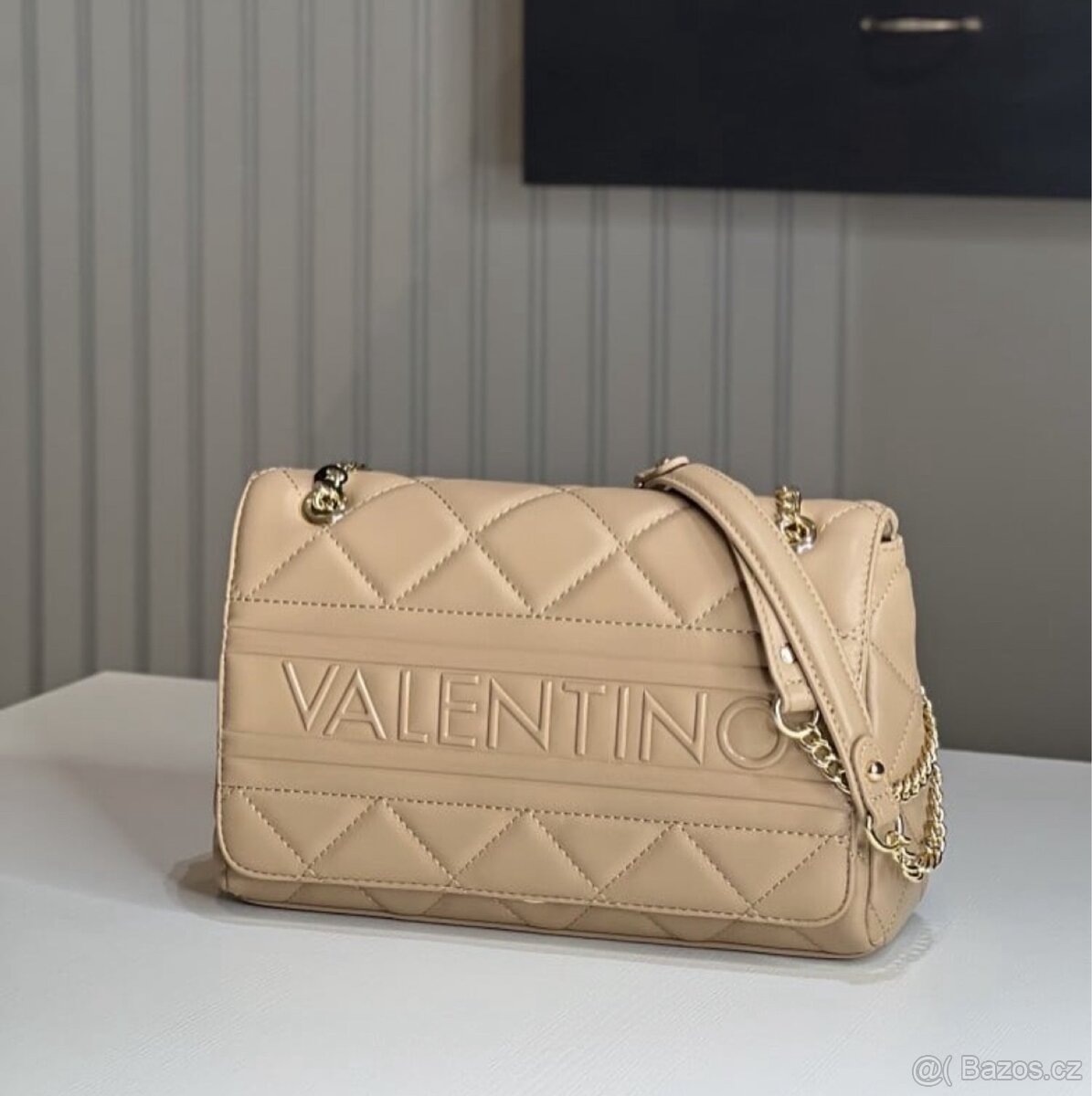 Valentino kabelka