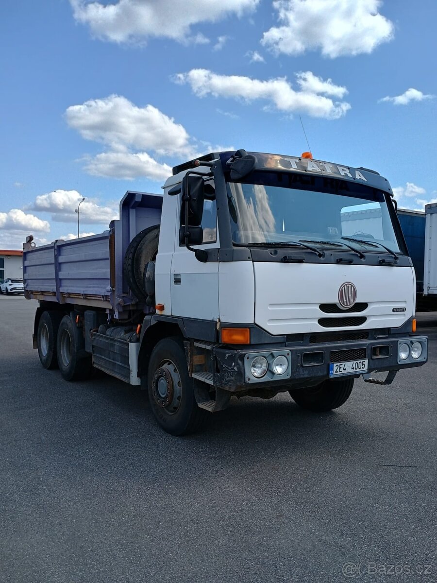 Tatra 6x6 T 815 Terrno 1_třístranný sklápěč