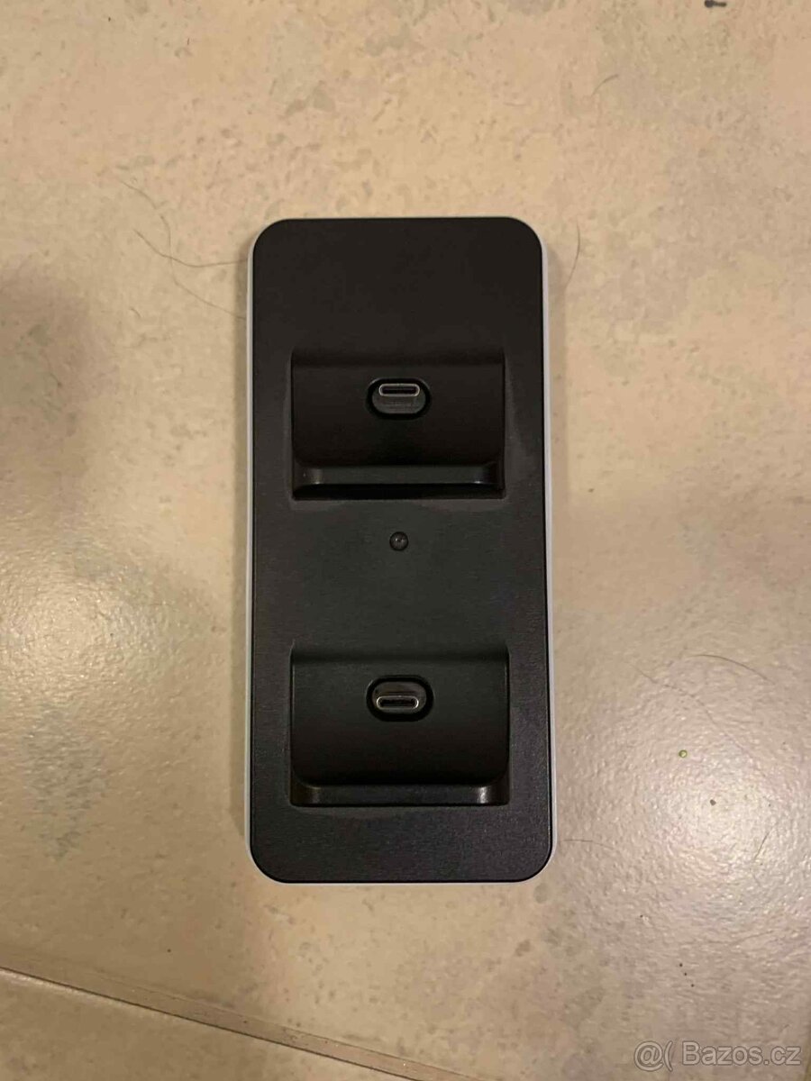 Nabíjecí stanice ps 5