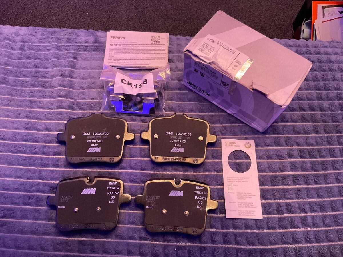 BMW M5 M8 X5M X6M zadní originální brzdové destičky