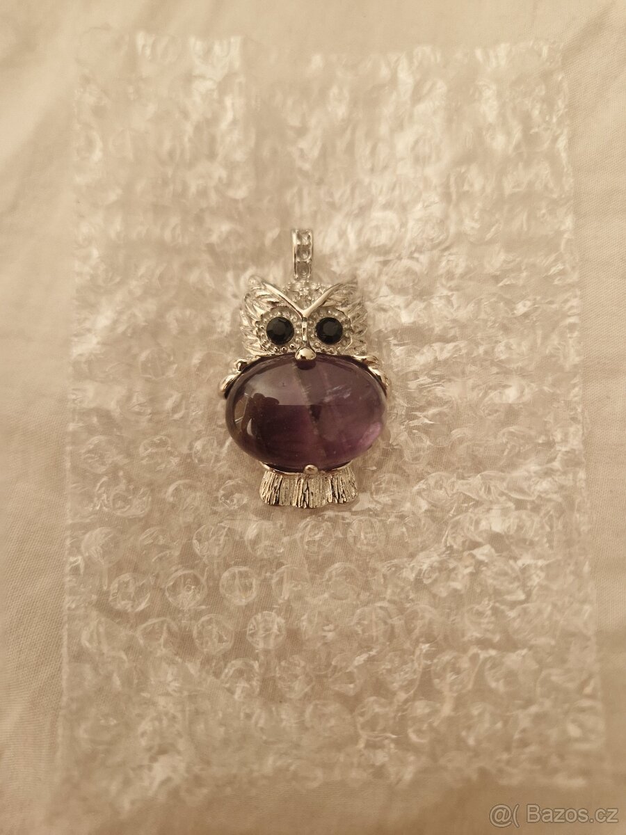 Nový bižu přívěsek sova s ametystem