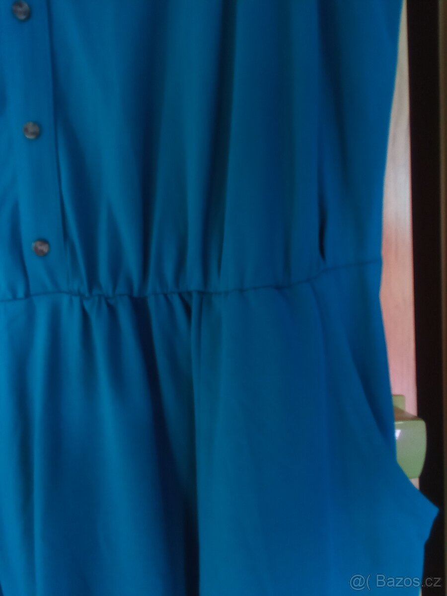 Modré šaty letni
