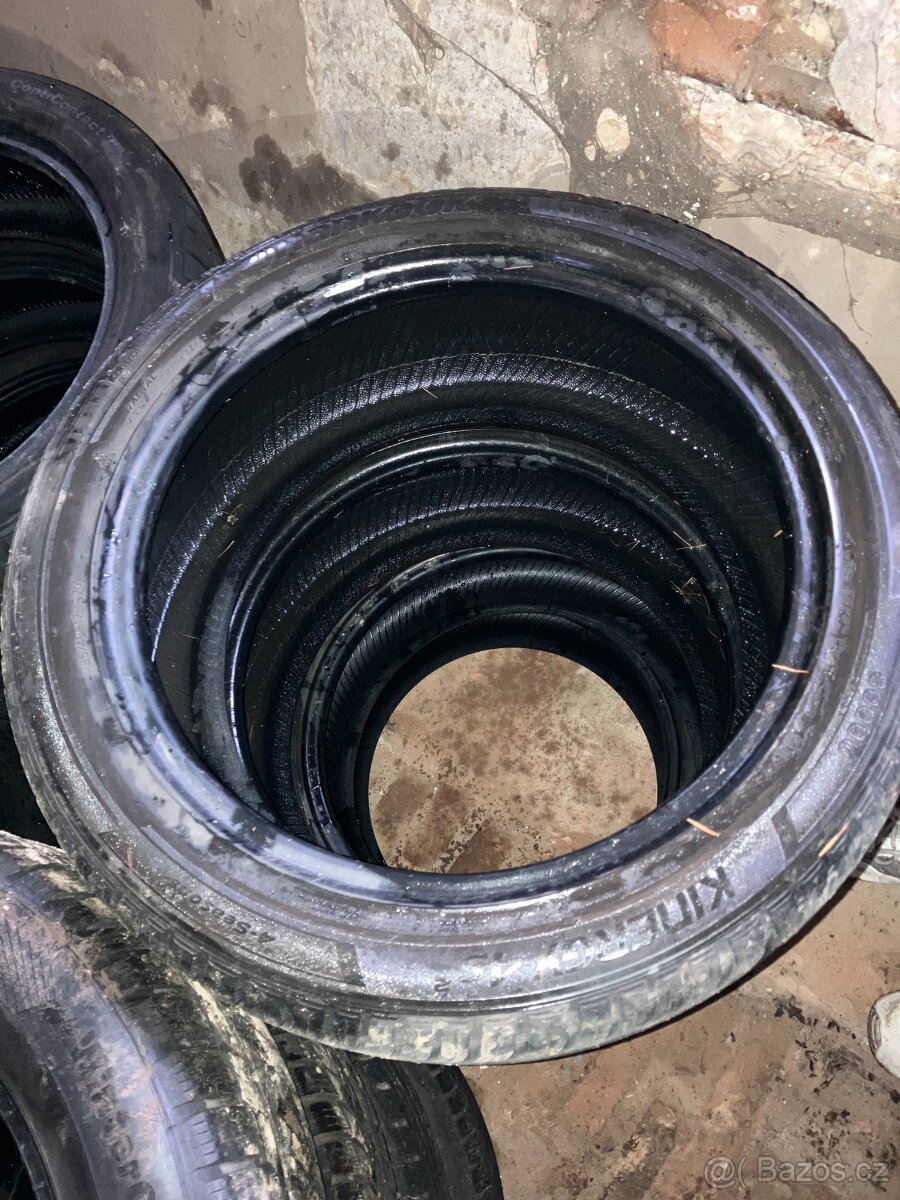 2ks celoroční HANKOOK KINERGY 4S2 235/45R17