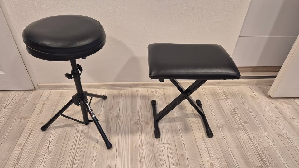 Klavírní,bubenická židle.