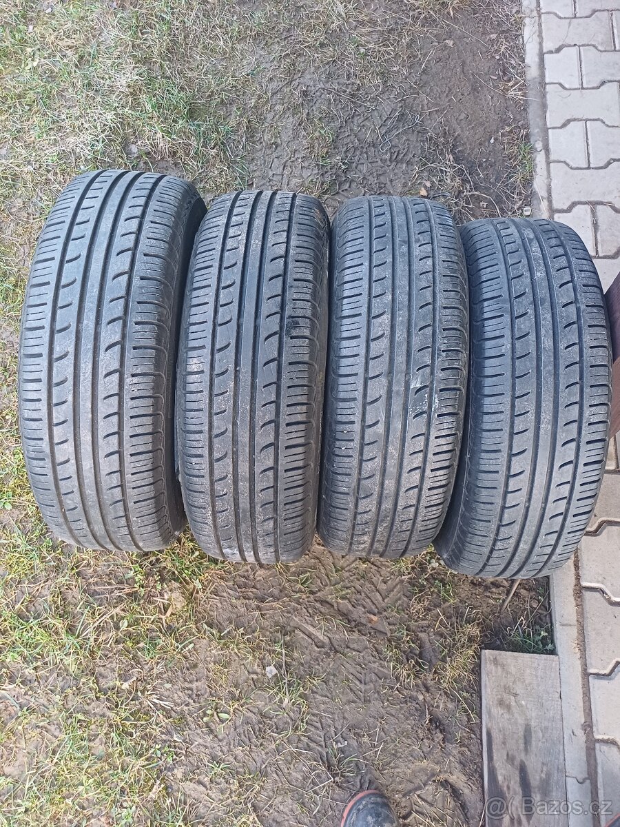 Prodam pneu Pirelli P6185/65R15 88H