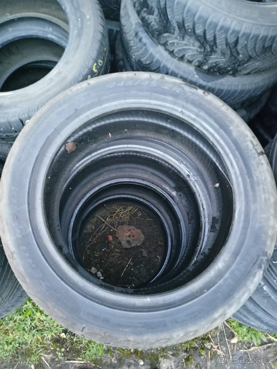 Pneu pirelli 245/45zr18