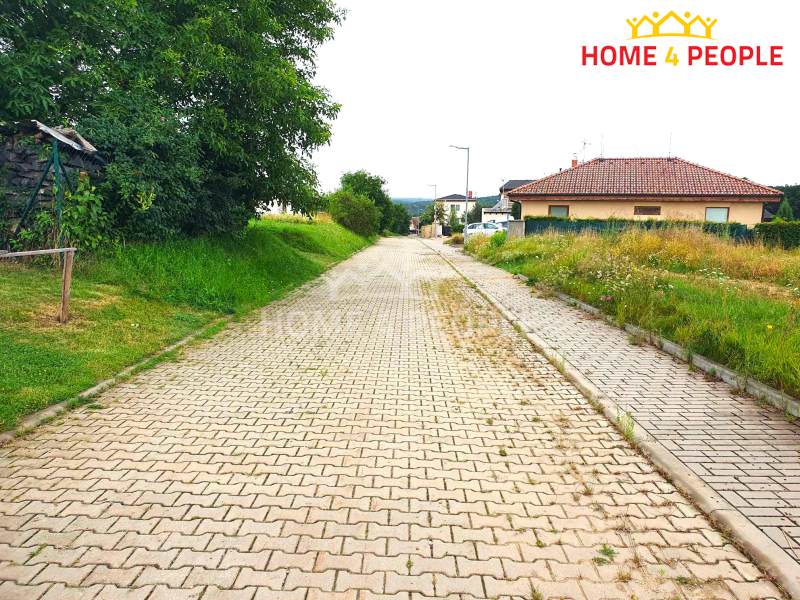 Prodej stavebního pozemku 1200 m2