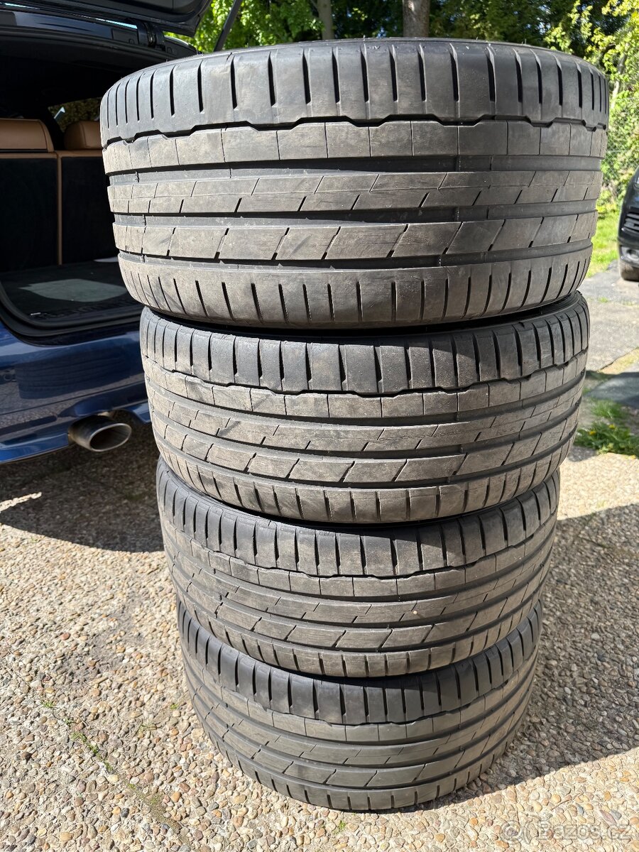 Hankook VENTUS S1 Evo3 r20