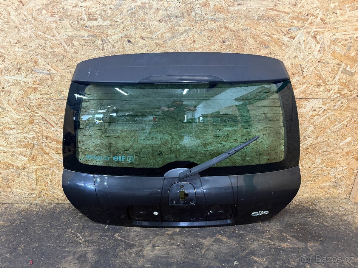PÁTÉ DVEŘE KUFRU RENAULT CLIO II 2001-2005
