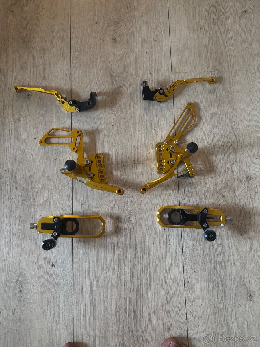 Stupacky,packy a zadni napinaky na Suzuki Gsxr 1000 05-06