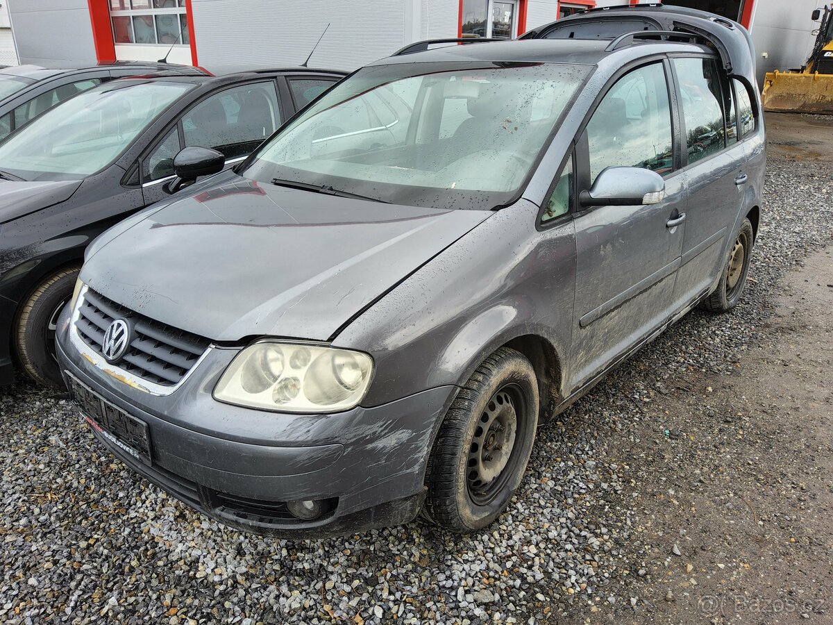VW Touran 2004 2,0TDI MAN 6kvalt - DILY z VOZU
