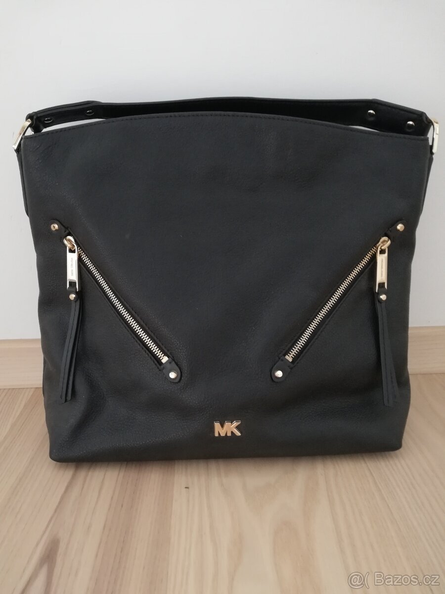 Michael Kors 30T8GZUH7L černá